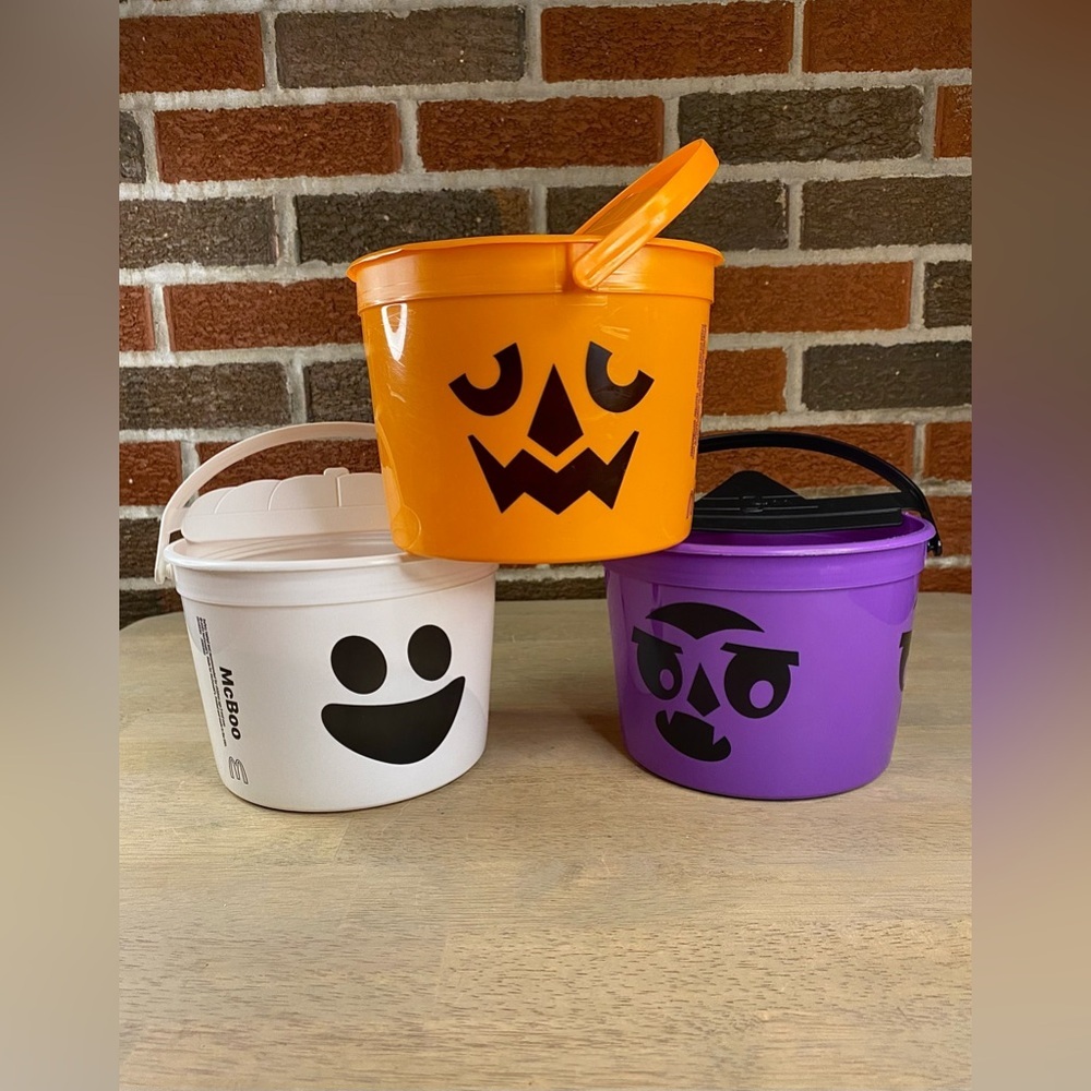 McDONALD'S 2022/2023 Halloween Bucket Pail Classic Boo Buckets HAPPY‎ MEAL TOYS